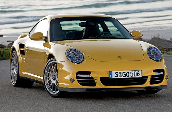 Με σύστημα τετραδιεύθυνσης η νέα 911 Turbo